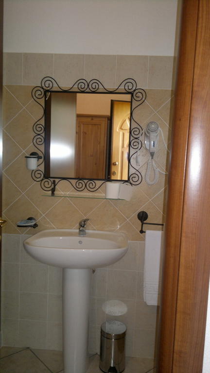 Agriturismo Francadu Villa Santu Lussurgiu Habitación foto